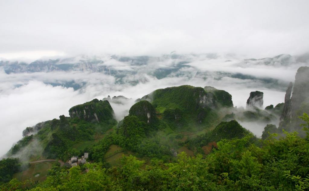 北京出發(fā)湖北恩施8日自駕游：恩施大峽谷-獅子關(guān)-梭布埡石林8日自駕