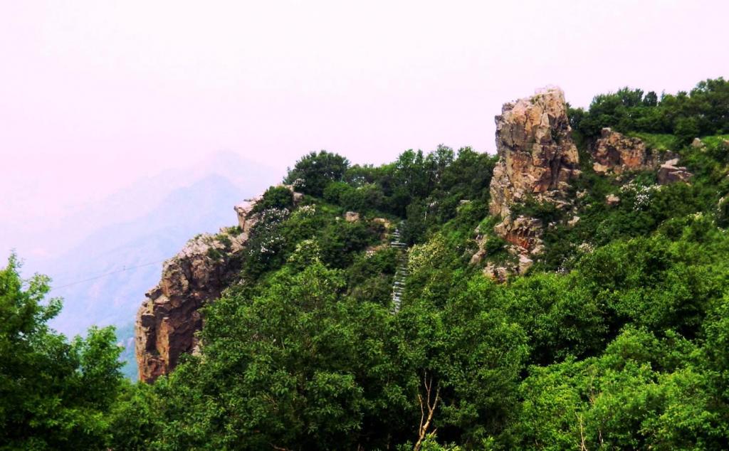 北京周邊2日自駕游：銀狐洞、百花山主峰、七彩小鎮(zhèn)河北2日自駕