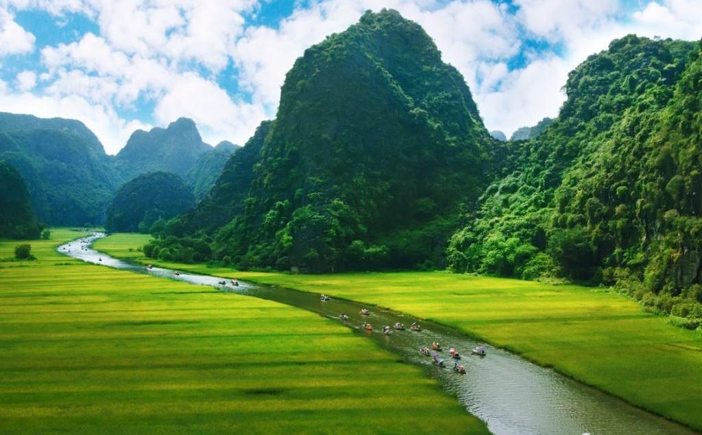 全國出發(fā)南北穿越越南6日落地自駕游：岑山海灘-陸龍灣-發(fā)焰石大教堂6日休閑自駕游