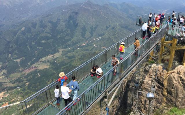 廣州出發(fā)清遠3日自駕游：陽山神峰關(guān)-連南瑤族-連山壯家民族風(fēng)情體驗之旅