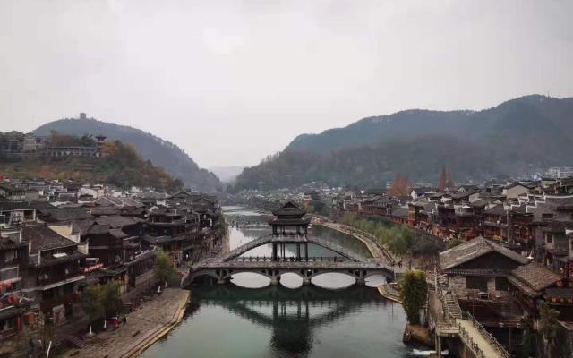 成都出發(fā)湘西6日自駕：酉陽(yáng)桃花源-鳳凰古城-芙蓉古鎮(zhèn)6日自駕